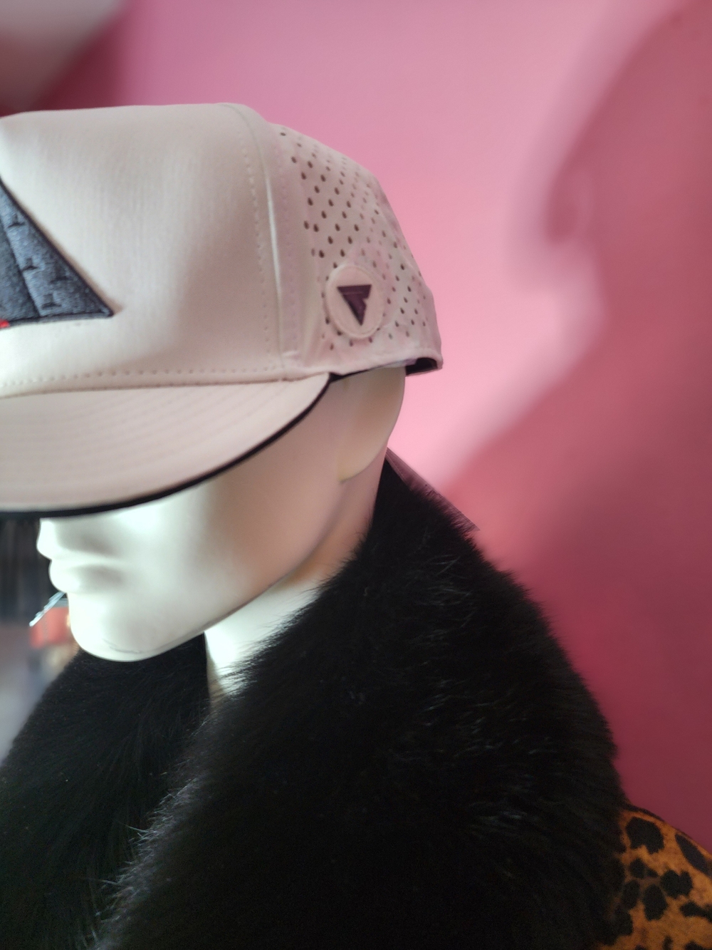 Lion ROUGE Hat Hydro - Picture 5 of 8